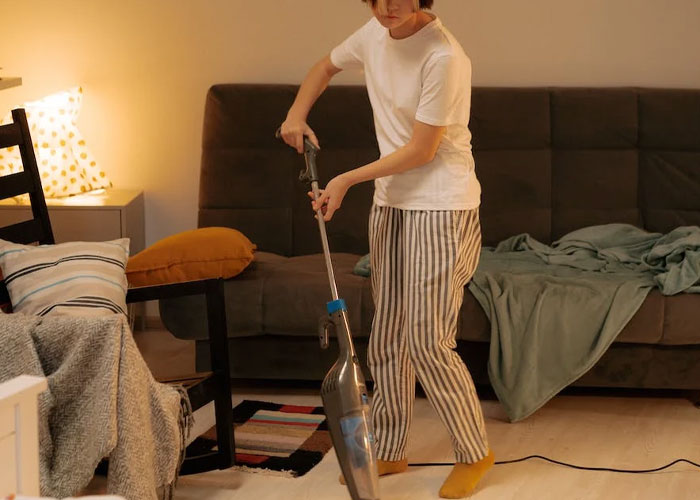 Woman Vacuums at Noon, Wakes Her Neighbors, Wonders if She's Doing It Wrong