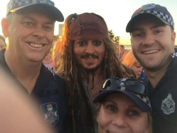 Johnny Depp Dressed Up As Jack Sparrow And The Police Got A Selfie with Him